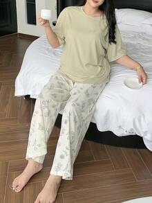 Dazy Plus 2pcs Spring/Summer Homewear Set, Loose Solid Color T-Shirt Top & Floral Line Drawing Print Pajama Pants Sleepwear Suit - Green - View 4