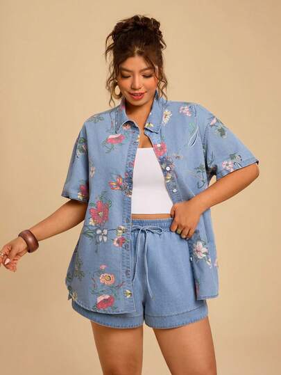 Travachic Plus-Size Floral Print Denim Top, Short-Sleeved Loose Shirt, Perfect For Summer Vacation Wear, Made Of Comfortable And Lightweight Denim.