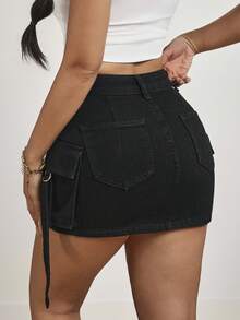 SHEIN PETITE 女士夏季时尚街头风翻盖口袋修身牛仔迷你裙 - 黑色 - 查看 2