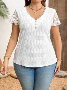 Clasi Camiseta de verano para mujer talla grande, blusa casual elegante, camiseta de punto jacquard blanca, camiseta de encaje con contraste - Blanco - Ver 4