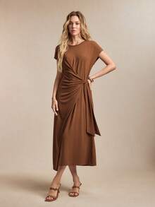 BizChic 2026春夏新款系带中长连衣裙，适合通勤、商务、工作、社交场合和日常休闲穿着。 - 棕色 - 查看 4