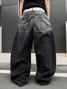 Manfinity EMRG Men's Street Fashion Casual 3D Embossed Curved Knife Black Denim Jeans - Black - View 2