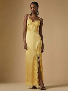 Briarwyn 女士吊带黄色蕾丝拼接高开衩下摆吊带连衣裙，情人节款 - 黃色 - 查看 4