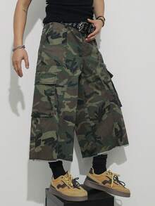 Manfinity EMRG Unisex American Streetwear Camouflage Cargo Shorts - Multicolor - View 4