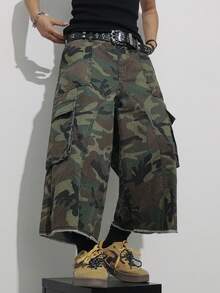 Manfinity EMRG Unisex American Streetwear Camouflage Cargo Shorts - Multicolor - View 5