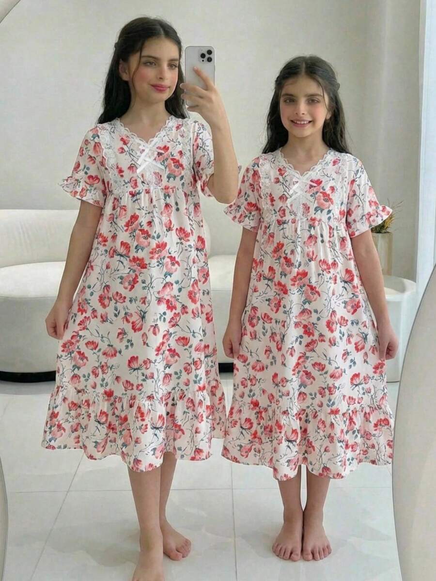 SHEIN Set pigiama casual con scollo a V e maniche corte, con stampa floreale, per ragazze pre-adolescenti - Multicolore - Visualizzare 1