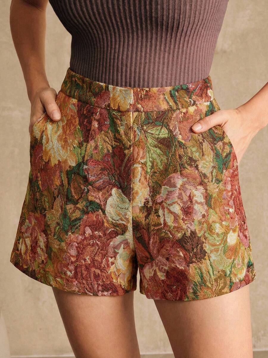 Anewsta Elegant Random Vintage Floral Vacation Countryside Style Cinched Waist Flattering Women's Shorts - Multicolor - View 1