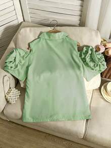 SHEIN Blusa de un solo pecho con hombros descubiertos, manga corta y decoración floral 3D de unicolor para niña preadolescente - Verde - Ver 2
