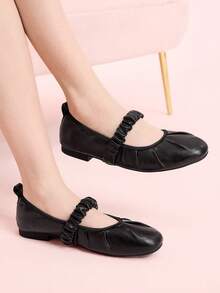 CUCCOO DOLLMOD Vintage French Niche Pointed Toe Criss-Cross Strap Flats, Comfortable Low Heel Retro Casual Shoes - Black - View 1