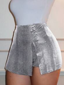 SHEIN PETITE 娇小款女士Y2K开衩侧裙裤，适合音乐节、派对、春夏度假、海滩度假、春夏换季、夏季女性、夏季度假、时尚女装、沙滩、亮片裙、游艇派对、海上派对银色短裤性感裙裤。春夏换季、春季穿搭、春季服装、夏季女装、夏季度假服装、派对女装、亮片裙、圣帕特里克节女士银色短裤 - 銀色 - 查看 4