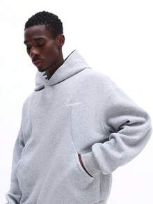 Áo hoodie nam SUMWON màu xám nhạt pha trộn, kiểu dáng chui đầu, có logo chữ viết tay, mũ trùm đầu có dây rút, túi giữa, tay dài, chất liệu trơn. - Xám - Xem 6