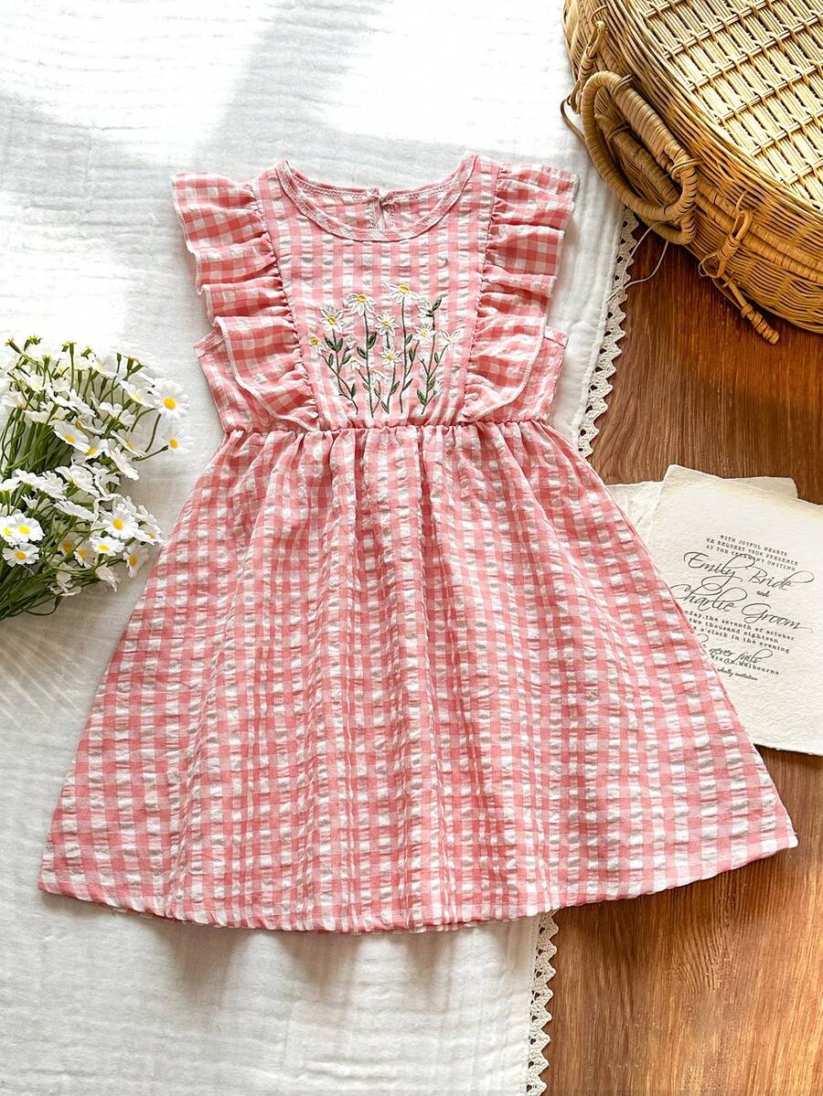 SHEIN Vintaside Kids 1件女童夏季新款粉色格子圆领短袖雏菊刺绣腰部松紧后领水滴格子学院风可爱甜美休闲连衣裙 - 粉色 - 查看 1