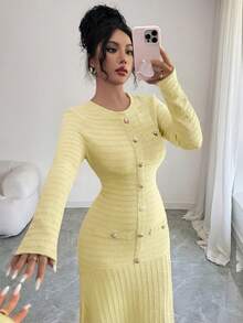 Modelyn Elegant Long Burgundy Oval Collar Dress For Women, Suitable For Outings In Winter - Yellow - View 3