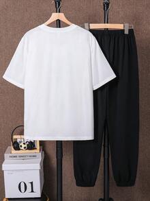 SHEIN 2件套青少年男童休闲字母印花圆领套头衫套装,适合夏季、运动、跑步、户外活动 - 彩色 - 查看 3