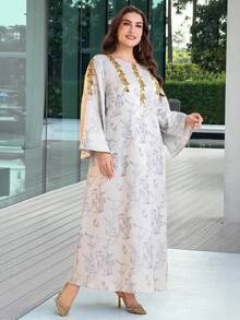 Al Najma فستان نسائي أنيق مطرز بالترتر بطراز عربي لأحجام كبيرة - متعدد الألوان - مشاهدة 5