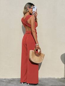 Serisse Women's Minimalist V-Neck Cinched Waist Jumpsuit, Suitable For Summer Vacation - Redwood - View 2