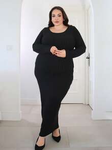 Pretty and Ole Plus尺碼實心紋編織緊身裙 - 黑色 - 查看 4