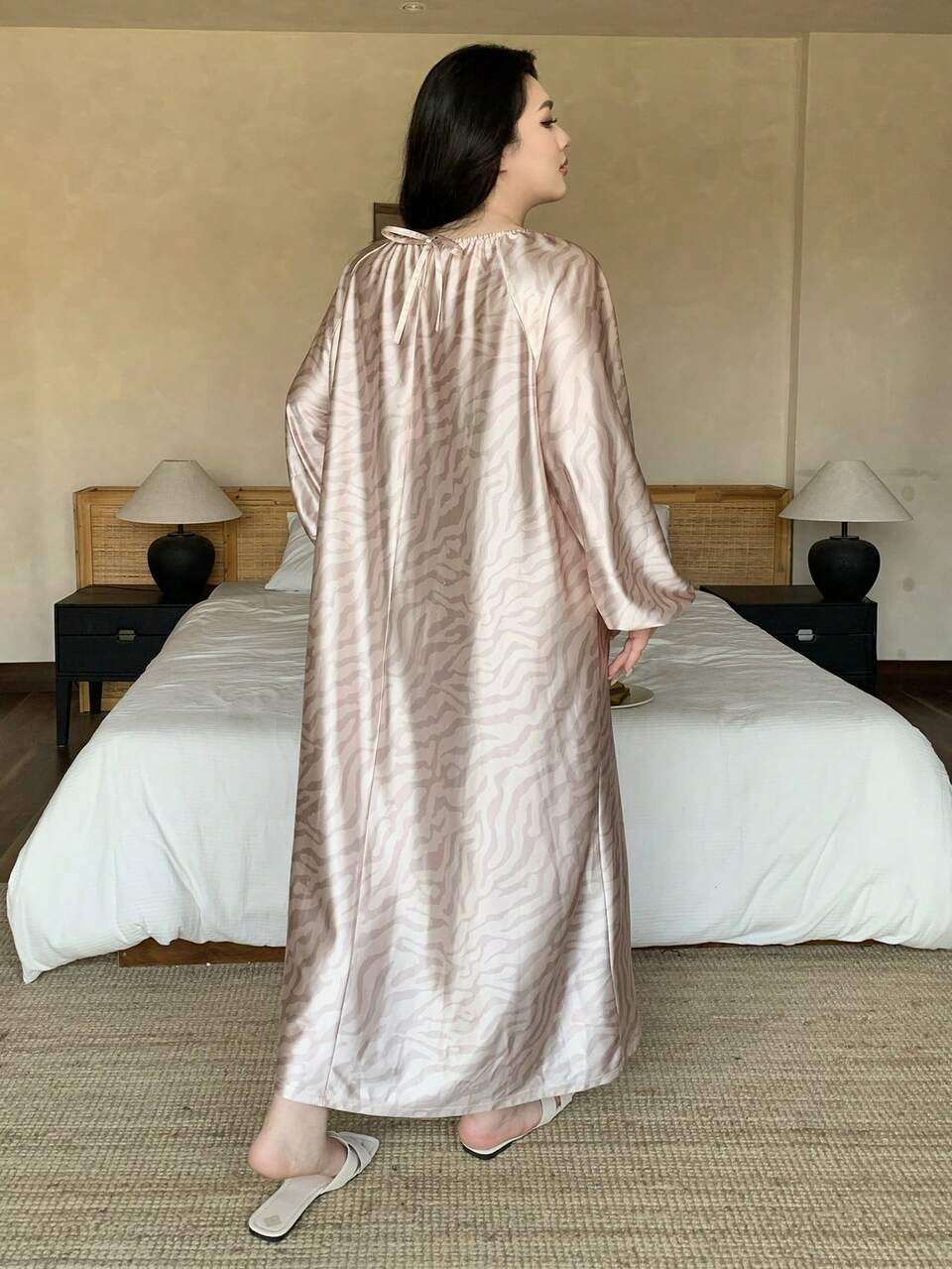 Dazy Plus Plus Size All-Over Print Elegant Long Sleeve Nightgown Pajamas