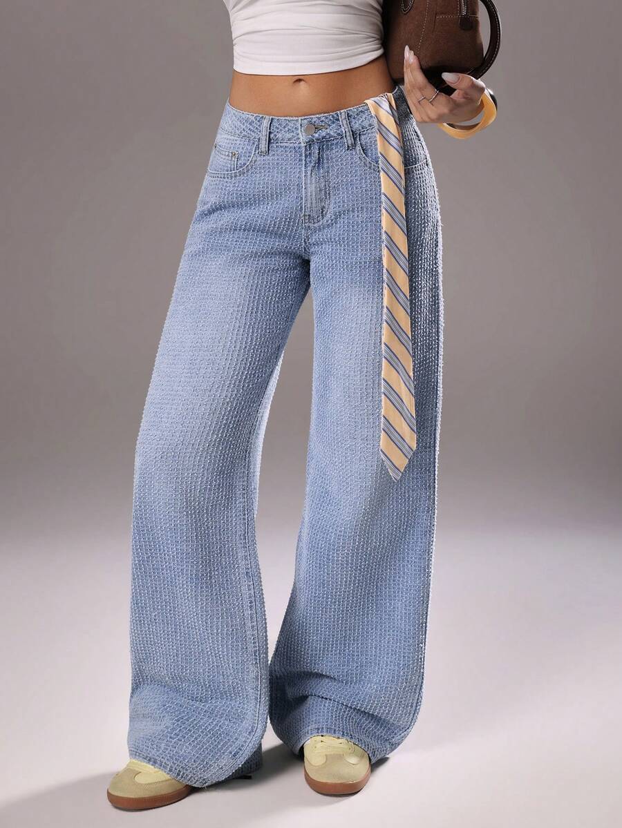 TRNVIE Fashionable Casual Crochet Distressed Low-Waist Straight Leg Jeans - Light Wash - View 1