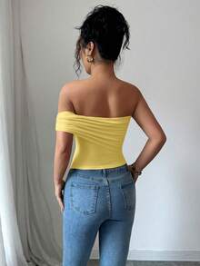 Rafferiza 女士夏季不对称下摆装饰肩部衬衫，优雅修身款上衣 - 淡黃色 - 查看 2