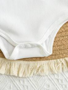 SHEIN Playful Pals 5 Pack Baby Boy Clothes Infant Toddler Boys Outfit Sets Casual Solid Ribbed Knit Sleeveless Romper Bodysuit One Piece Bathing Suit Style Basic White Top Tops Summer Clothes Essentials For Vacation Travel - White - View 7
