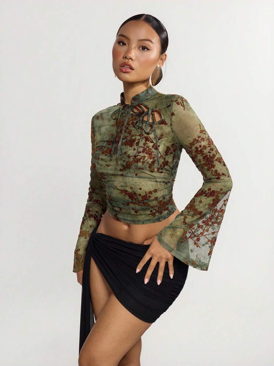 SHEIN ICON 复古网纱植绒透视露肩喇叭袖女式上衣 - 墨綠色 - 查看 1