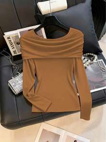 GlowEve CURVE Camiseta de manga larga con hombros descubiertos, con bordados de cuentas y strass, talla grande - Caqui - Ver 2