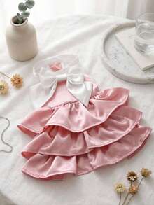 PETSIN 粉色缎面宠物连衣裙，配白色大蝴蝶结 - 荷叶边多层小狗裙，适合小型犬/猫，可爱的情人节服装 - 粉白 - 查看 2