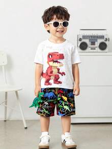 SHEIN Streecool Kids 2件組小男孩休閒椰子樹與漸層印花短袖T恤短褲套裝，舒適日常穿著，適合春夏、拍照、外出、禮物，時尚男孩休閒穿著，兒童圖案服飾，春夏套裝，新風格，輕鬆涼爽，春季氛圍，悠閒夏日假期 - 彩色 - 查看 3