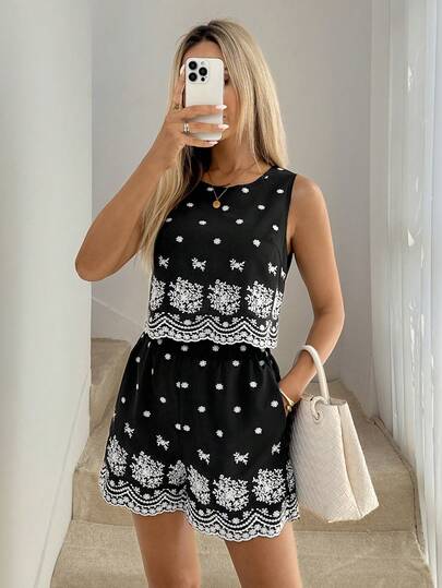 Easowa Conjunto de 2 piezas de top sin mangas de cuello redondo y shorts con estampado de color contrastante para mujer