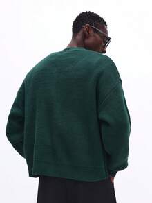 SUMWON Cárdigan de punto verde bosque con cierre delantero de botones y bolsillos laterales, ajuste corto, manga larga y cuello en V de punto grueso - Verde Oscuro - Ver 2