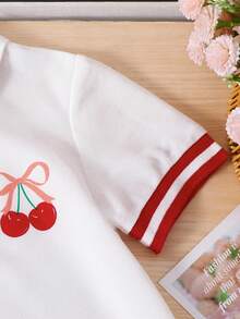 SHEIN 少女樱桃图案针织翻领修身休闲连衣裙 - 白色 - 查看 7