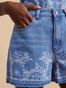 Travachic Women's Plant Pattern Pocket Loose Casual Denim Shorts - Light Wash - View 6