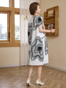 Vivie Lora Women's V-Neck Geometric Pattern Waist Cinched Mid-Length Dress - Black and White - View 5