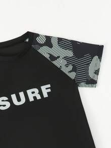 Boys' Printed Short Sleeve Rash Guard & Swim Trunks 2-Piece Swimsuit - Multicolor - View 3