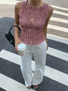 Siren Gaze 女士粉色格子美学褶皱无袖背心，荷叶边下摆，休闲夏季格子褶皱背心，无袖圆领粉色格子美学褶皱上身，女士格子上衣，方领上衣，粉色上衣，夏季女士服装，沙滩装，外出上衣，度假装，女士休闲装 - 粉色 - 查看 4