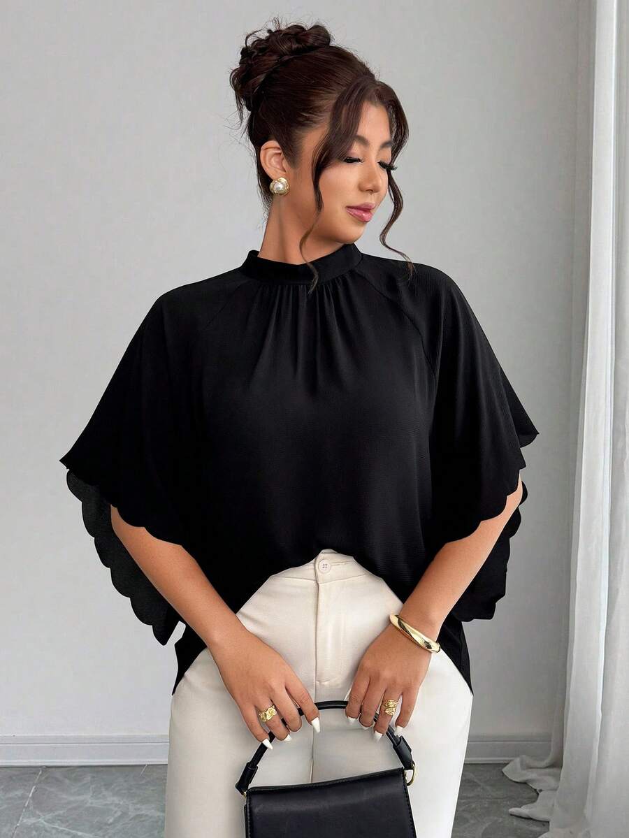 Elenzga Blusa holgada con cuello redondo, mangas fruncidas y bajo ondulado para mujer talla grande, primavera/verano - Negro - Ver 1