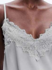 Maija 女士灰色蕾丝拼接上衣，优雅浪漫时尚舒适宽松V领可调节细肩带度假商务休闲西部风邮轮休闲百搭无袖上衣 - 灰色 - 查看 5