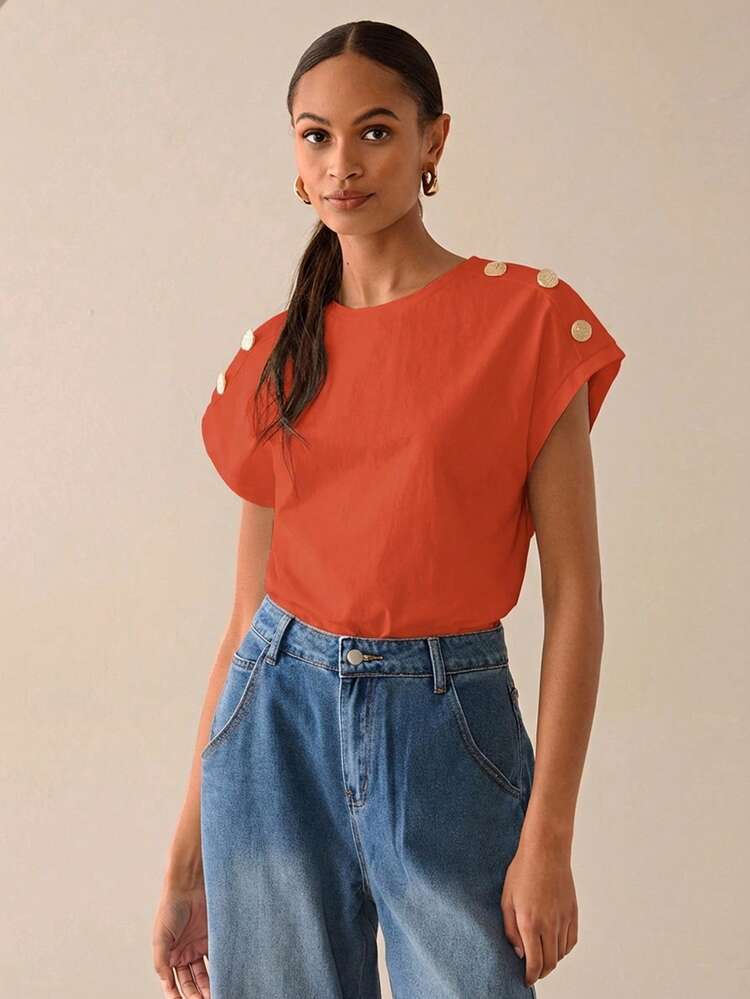 Lilora Áo thun nữ tay ngắn thiết kế nút kim loại, phong cách thường ngày thanh lịch, màu đỏ cam, 100% cotton, thời trang mùa hè, phong cách đô thị thanh lịch, phù hợp đi làm, đi tiệc, dạo phố hàng ngày, áo top cotton nữ - trái cam - Xem 3