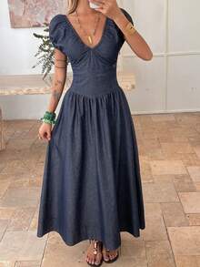 Livesso 复古水洗蓝色休闲修身街头音乐节时尚V领收腰优雅通勤女式牛仔连衣裙，春夏款 - 深色水洗藍 - 查看 5