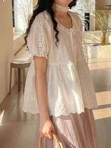 FRIFUL Áo kiểu nữ cổ tròn, thêu toàn thân, dáng rộng, có bèo nhún ở gấu áo, thích hợp mặc mùa hè. - trắng - Xem 4