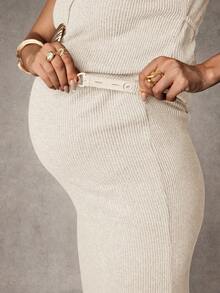 MaterniChic 孕妇金属贝壳装饰背心和可调节腰围修身裙两件套 - 杏色 - 查看 7