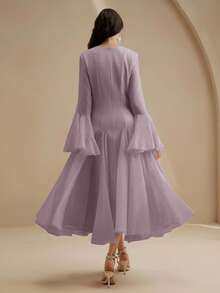 Anewsta Gaun Putih Elegan Lengan Panjang Model Mengembang dengan Kancing di Lengan - Mauve Purple - View 3