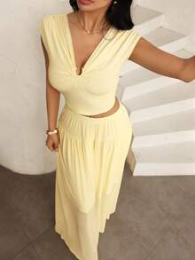 Modelyn 优雅的小米黄新款修身短款上衣搭配松紧腰褶皱半裙，春夏款 - 黃色 - 查看 7