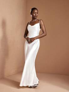 JIAN LASALA 优雅白色缎面吊带垂领无袖美人鱼长裙，适合婚礼派对和婚礼宾客穿着。 - 白色 - 查看 1