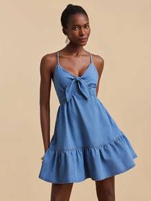 Travachic 女士时尚系带荷叶边下摆牛仔吊带裙 - 淺色水洗藍 - 查看 1