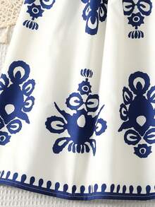 Young Girl Vacation Summer Totem Tropical Plant & Floral Pattern Halter A-Line Dress - Blue and White - View 3