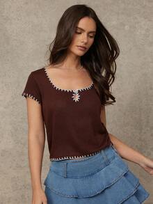 WESTFADE Scoop Neck Keyhole Button Front Cut Out Short Sleeve Contrast Mixed Stitch Knit Top - Multicolor - View 3