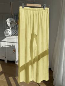 SHEIN EZwear Quần ống rộng dáng suông, màu trơn, chất liệu vải nhăn, có dây rút, thích hợp cho kỳ nghỉ hè, cỡ lớn. - Màu vàng ngỗng - Xem 2