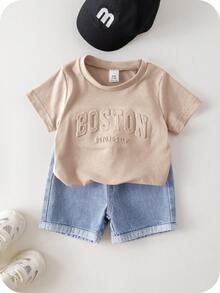 SHEIN 男婴夏季休闲字母印花T恤和浅蓝色牛仔短裤两件套 - 卡其色 - 查看 3